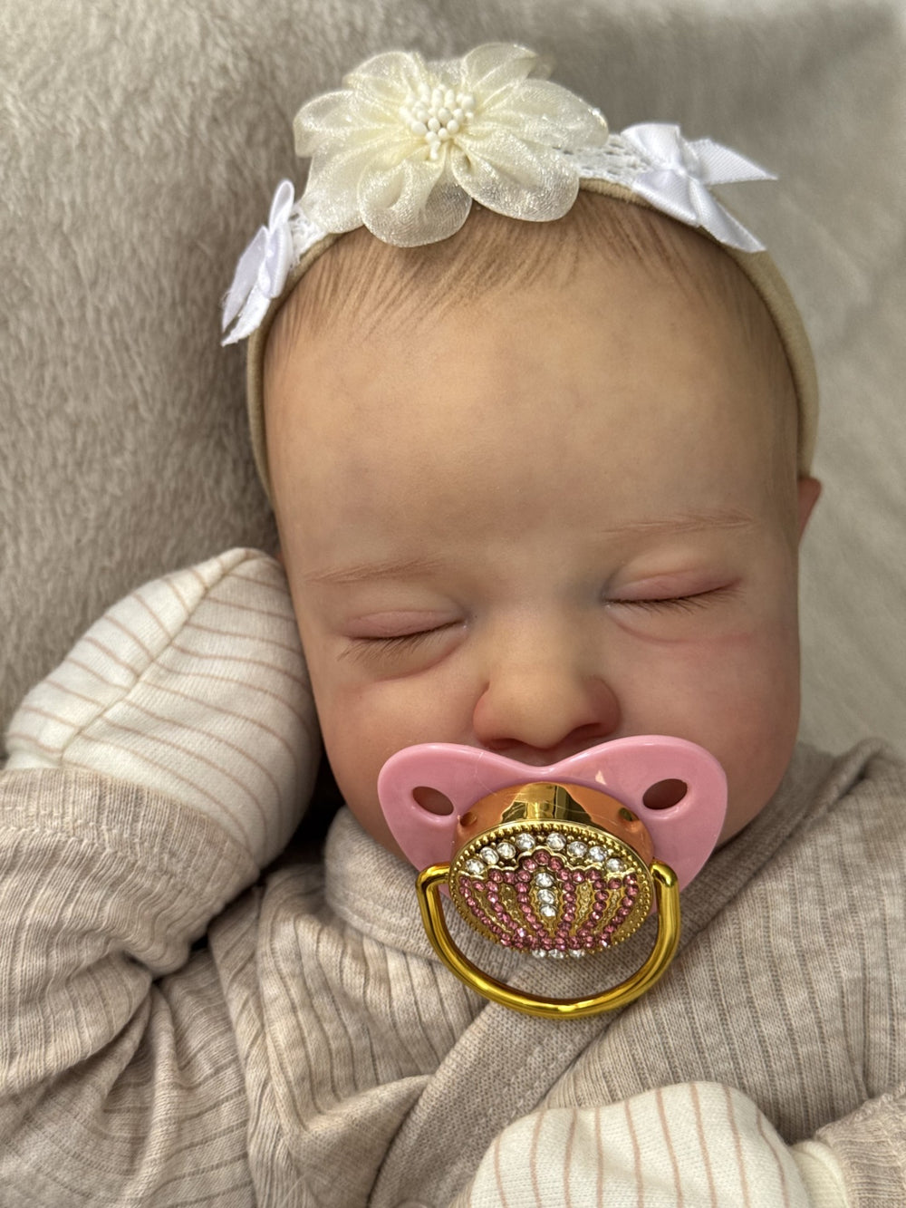 Royal Crown - Pink magnetic dummy — Ready-to-Use — Leoa's Reborn Creations